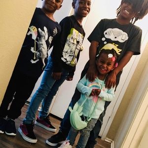 Meet your Posher, Jamari